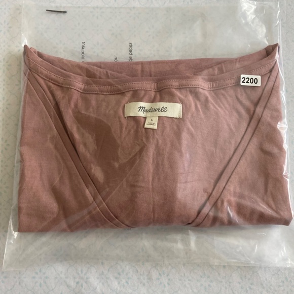 Madewell women’s top - Picture 7 of 7